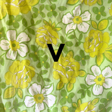 Load image into Gallery viewer, Custom Made to Order - Side Bow Tank