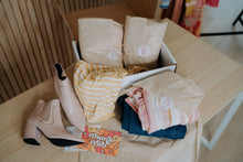 Load image into Gallery viewer, Wardrobe Box