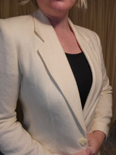 Load image into Gallery viewer, M/L - Ivory Blazer