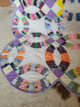 Load image into Gallery viewer, Multicolor Queen Wedding Ring Quilt