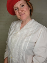 Load image into Gallery viewer, M/L - vintage lace collared blouse
