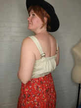 Load image into Gallery viewer, S-L NWT Ivory Crop