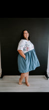 Load image into Gallery viewer, XXL/2X - Teal Floral Florence