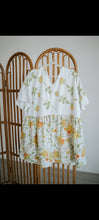 Load image into Gallery viewer, 3X Short - Yellow Floral Florence