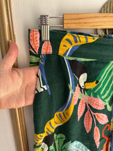Load image into Gallery viewer, Medium Jungle Linen Pant

