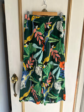 Load image into Gallery viewer, Medium Jungle Linen Pant
