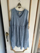 Load image into Gallery viewer, Extra Large striped dress
