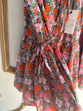 Load image into Gallery viewer, Extra Large - floral tiered mini skirt

