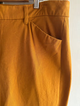 Load image into Gallery viewer, XXL/20 - Mustard cropped work pants
