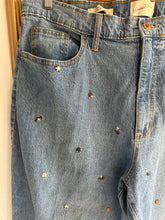 Load image into Gallery viewer, Extra Large/18 - embroidered jeans
