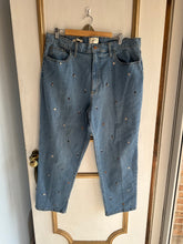Load image into Gallery viewer, Extra Large/18 - embroidered jeans
