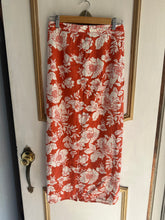 Load image into Gallery viewer, Small terracotta midi skirt

