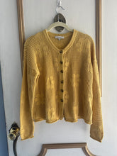 Load image into Gallery viewer, XS/S - daisy sweater

