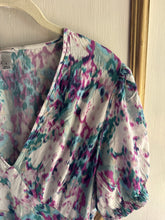 Load image into Gallery viewer, Large - Puff Sleeve Midi
