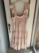 Load image into Gallery viewer, XXL - Floral Tiered Midi
