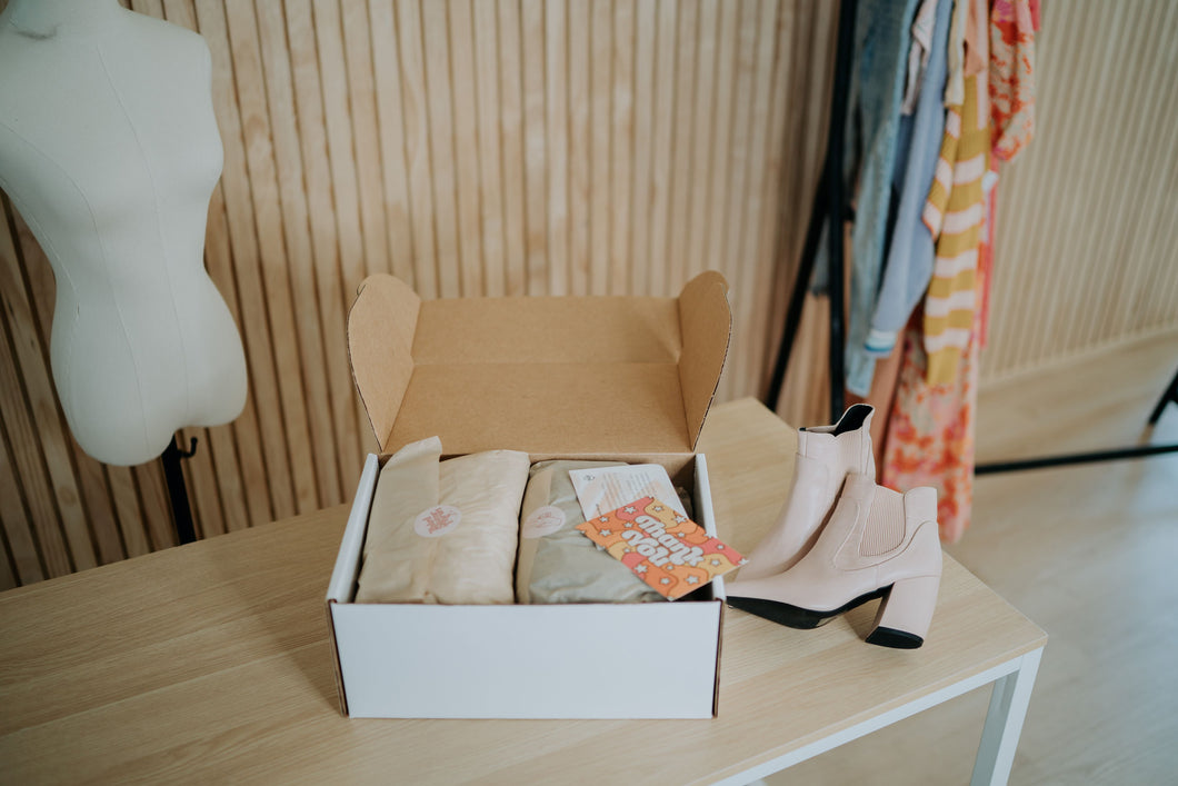 Wardrobe Box