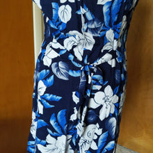Load image into Gallery viewer, Expressions Hawaiian print romper
