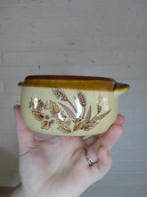 Load image into Gallery viewer, Vintage Country Wheat ramekin
