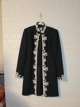 Load image into Gallery viewer, Size 4 - Kay Unger beaded jacket

