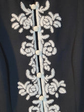 Load image into Gallery viewer, Size 4 - Kay Unger beaded jacket
