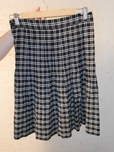 Load image into Gallery viewer, S - Vintage Plaid Pleated Skirt
