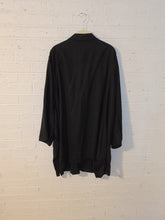 Load image into Gallery viewer, 5X - Button Down
