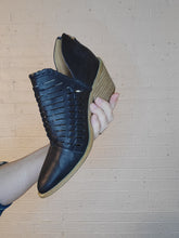 Load image into Gallery viewer, Size 7 - Dolce Vita booties
