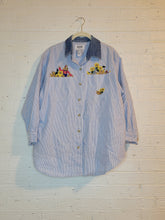 Load image into Gallery viewer, L - Embroidered harvest button down
