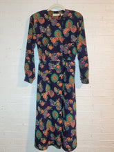 Load image into Gallery viewer, XS/S - Wrap over midi dress
