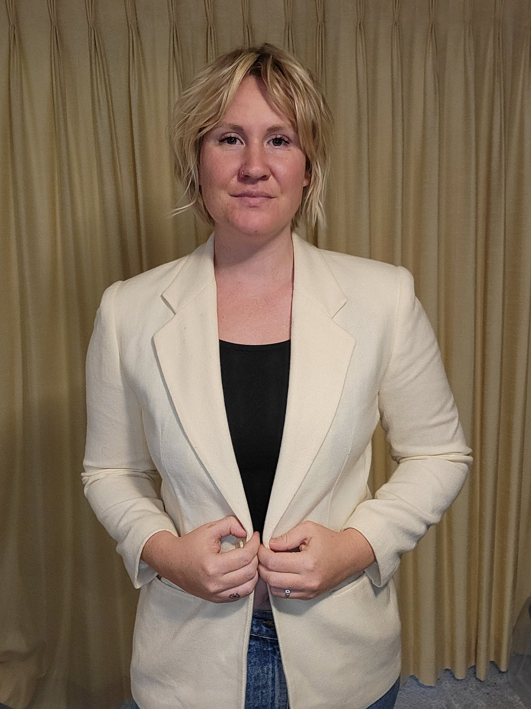 M/L - Ivory Blazer