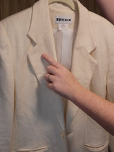 Load image into Gallery viewer, M/L - Ivory Blazer

