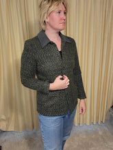 Load image into Gallery viewer, M - Green Blazer with Contrasting Collar
