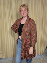 Load image into Gallery viewer, XL - Petite - Floral Coat
