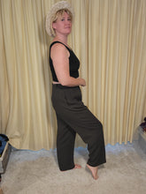 Load image into Gallery viewer, XL - Green/Brown Pant
