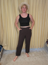 Load image into Gallery viewer, M/L - Classic Brown Pant
