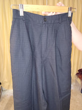 Load image into Gallery viewer, XS/S - Navy Plaid Pant
