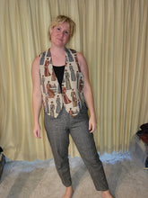 Load image into Gallery viewer, L/XL - Victorian Ladies Vest
