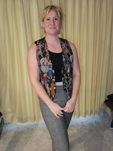 Load image into Gallery viewer, L/XL- Roaring 20&#39;s Vest
