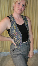 Load image into Gallery viewer, S/M- Tapestry Vest in blue

