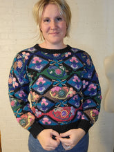 Load image into Gallery viewer, up to L - Abstract floral sweater
