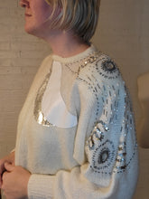 Load image into Gallery viewer, Up to XL - White sweater with asymmetrical shoulder details
