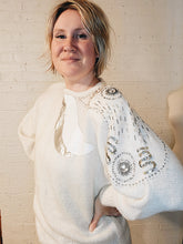 Load image into Gallery viewer, Up to XL - White sweater with asymmetrical shoulder details
