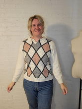 Load image into Gallery viewer, up to M - Alfred Dunner argyle collared sweater
