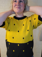 Load image into Gallery viewer, Up to XL - yellow dot short sleeve sweater
