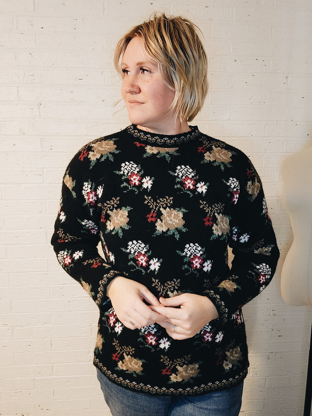 up to M - Black floral sweater