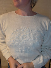 Load image into Gallery viewer, up to a M - White floral puff sleeve aweater
