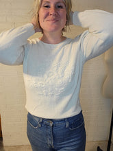 Load image into Gallery viewer, up to a M - White floral puff sleeve aweater
