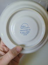 Load image into Gallery viewer, Animal and Ornaments Dinner Plates (set of 4)
