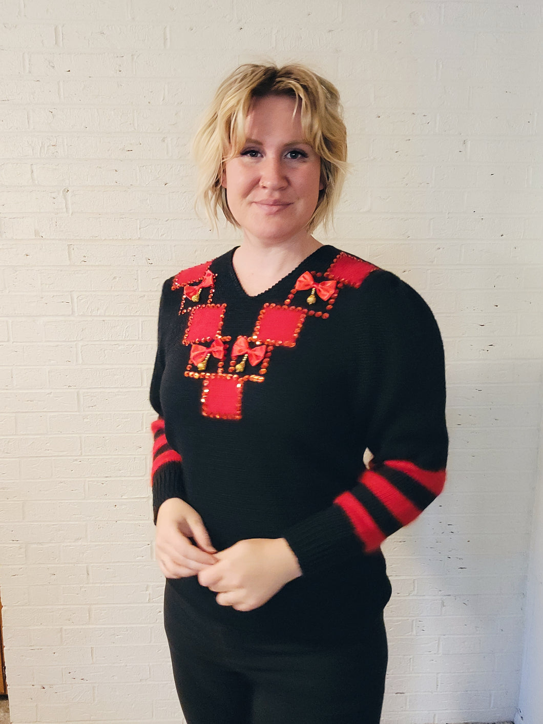 up to XL - Black and Red Funky Sweater