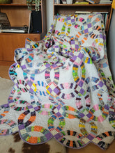 Load image into Gallery viewer, Multicolor Queen Wedding Ring Quilt
